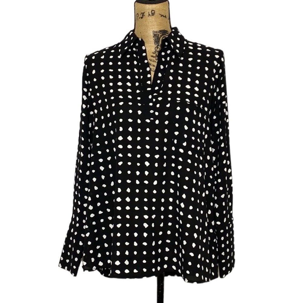 NWT Pleione Sleek Black V-Neck Blouse XS